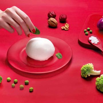 mozzarella-large-scale-2_00x.jpg
